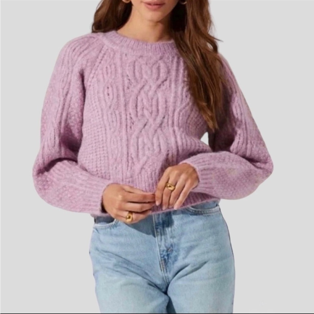 ASTR The Label Lilac Women’s Cable Knit Sweater